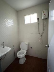 กรีนเกสท์เฮ้าส์ พนัสนิคม