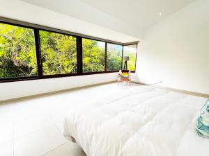 Three Dolphins Villa 4BR, Private Pool, Terrace, Family Fun