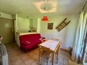 Studio cabine pour 4, proche pistes avec parking - FR-1-758-42