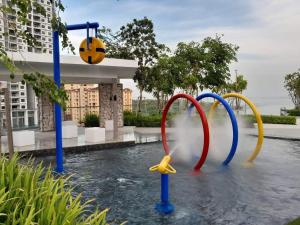 Urban Suites Jelutong Georgetown Penang 6pax 3BR Family Cozy Homestay