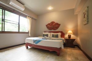 LannaOriental MaeRim