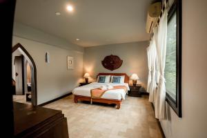 LannaOriental MaeRim