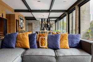 Capitalia Luxe 3BR w balcony Near to Masaryk