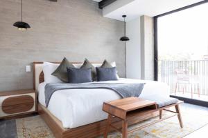 Capitalia - Simply The Best Condo