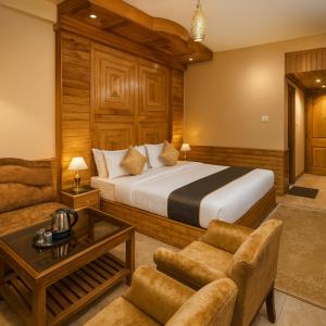 Snow Clad Riverview Hotel & Resort, Manali