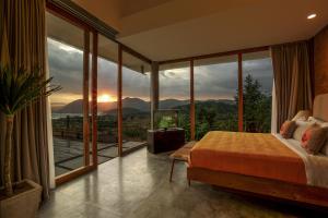 Seven Havens Residence