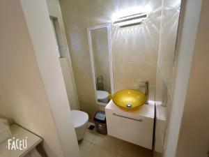 Home under the olive branches