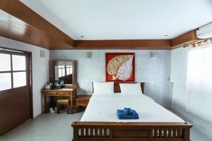 XX Snap Inn Thaphae Chiang Mai