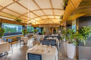 Sterling Palm Bliss Wellness Resort, Rishikesh