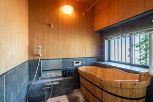 貸切でディズニー20分直通120平米4LDK最大16名吹き抜けと和室成田空港50分a