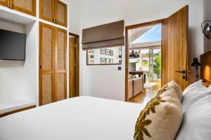 Primrose 2 BR Private Pool Villa ZN279