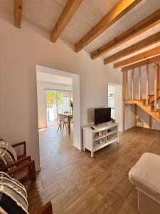 CAPARICA BEACH VILLA