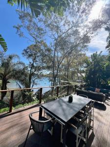 Sydney Northern Beaches Waterfront Pittwater Avalon Beach - Clareville