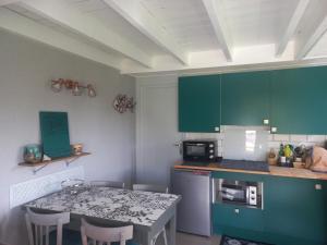 Studio bois indépendant au calme