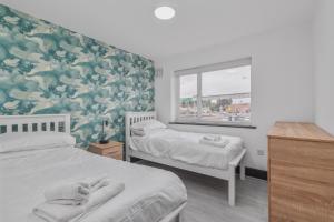 Sheaf 2 Sheldon 2BR Stay Sleeps 4 & Superfast Wi-Fi