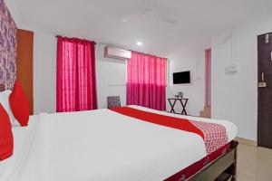 Hotel O New Lakeview Palace 1