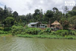 StayVistas Kailaasa - 2BHK Pet-Friendly Villa with Plunge Pool