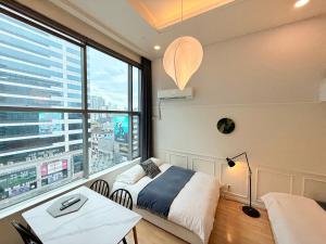 1min Duplex House Hong Dae