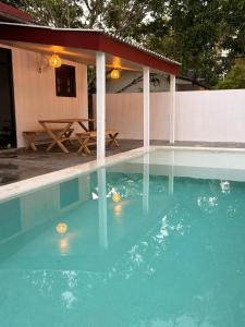 YOLO villa