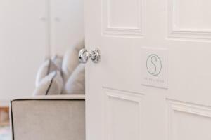 Stylish Apartment for four in Bowness