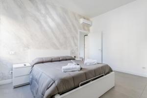 NEW OPENING! Vatican Big Apartment & Netflix Free