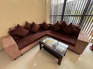 OXEMATE Service Apartment