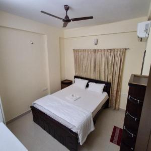 OXEMATE Service Apartment