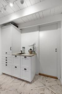 Lysthuset den lille villa - authentic wodden house