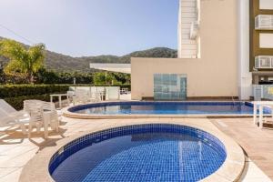 Cobertura com vista para Morro das Feiticeiras