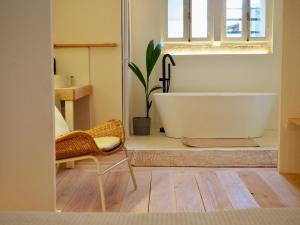 Accommodation in a 13th century Catalan farmhouse