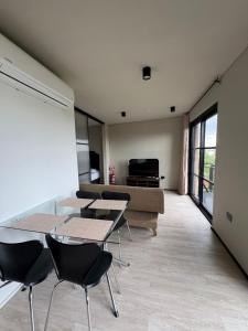 The Station Villa Morra