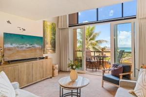 Kahana Villa E609 · KV E609 Remodeled Island Style 2BD w Ocean V