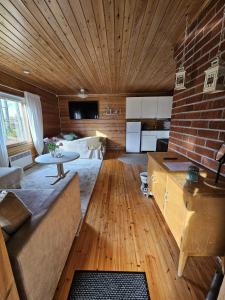 Kuikkaniemen Rantamökki