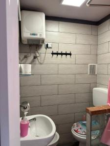 Lucas home - University-centre-metro