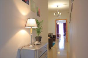 Big Modern apartment in Central St Julians for 5 persons