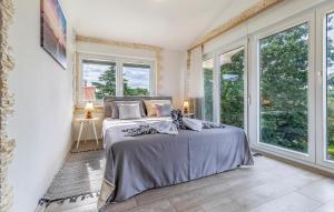 Nice Apartment In Banjole With Wifi