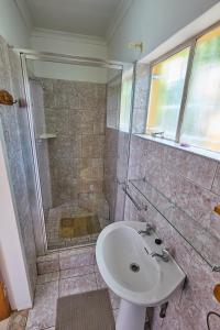 Twin Palms Guest House