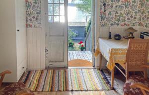 Beautiful Home In Tranås With Lake View