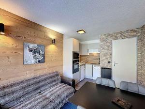 2 pièces 4 pers, ski aux pieds, Les Menuires - FR-1-178-31