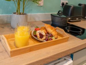 Hilltop Apartment 1 - Uk50591