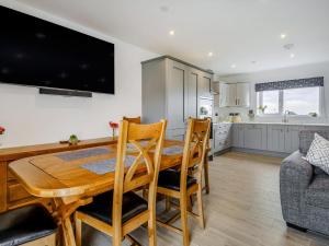 Willow Tree Cottage - Uk35893