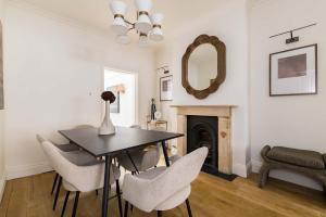 Chiswick Courtyard House