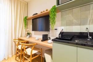 CGB302 - Apto com piscina e academia Bela Vista