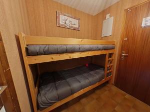 Studio RDC 4 pers, accès pistes, parking - FR-1-241-96