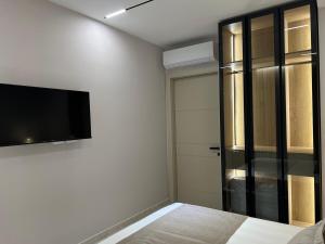 Adria Loft