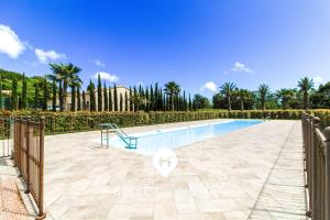 SELECTsoHOME - Appartement avec piscine et parking privé à Bormes-les-mimosas ! - ALCAZAR-11