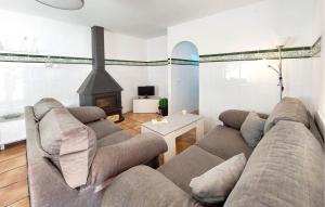 2 Bedroom Stunning Home In Almazora