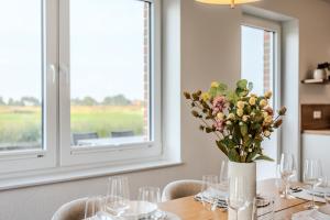 Küsten Suite Haus Grachtenwinkel direkte Wasserlage, 2 Terrassen, 106qm, Neubaugebiet