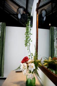 Village Breeze Cabana