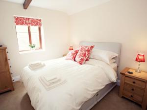 1 bed in Crickhowell 42953